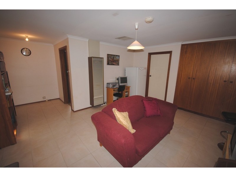 10 Amethyst Crescent, Hope Valley SA 5090