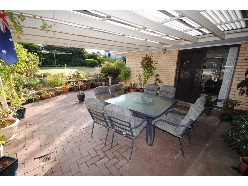 10 Amethyst Crescent, Hope Valley SA 5090