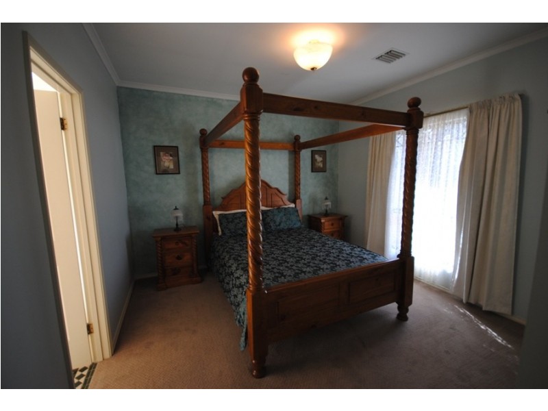 7 Pearl Court, Hope Valley SA 5090