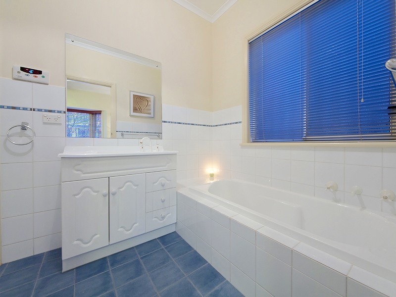 4 Bartlett Court, Golden Grove SA 5125