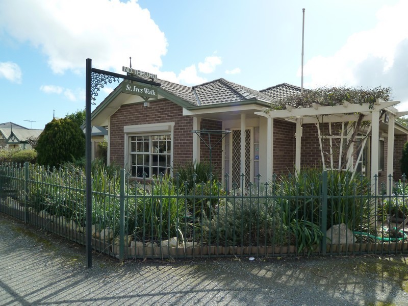 17 St Ives Walk, Paradise SA 5075