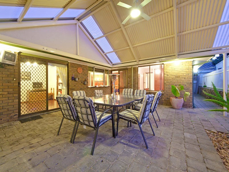 28 Kingfisher Drive, Modbury Heights SA 5092