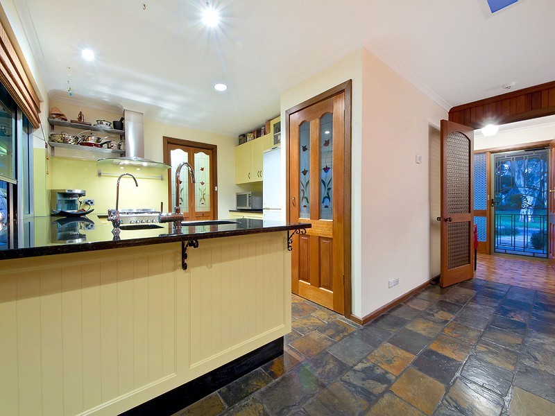 28 Kingfisher Drive, Modbury Heights SA 5092