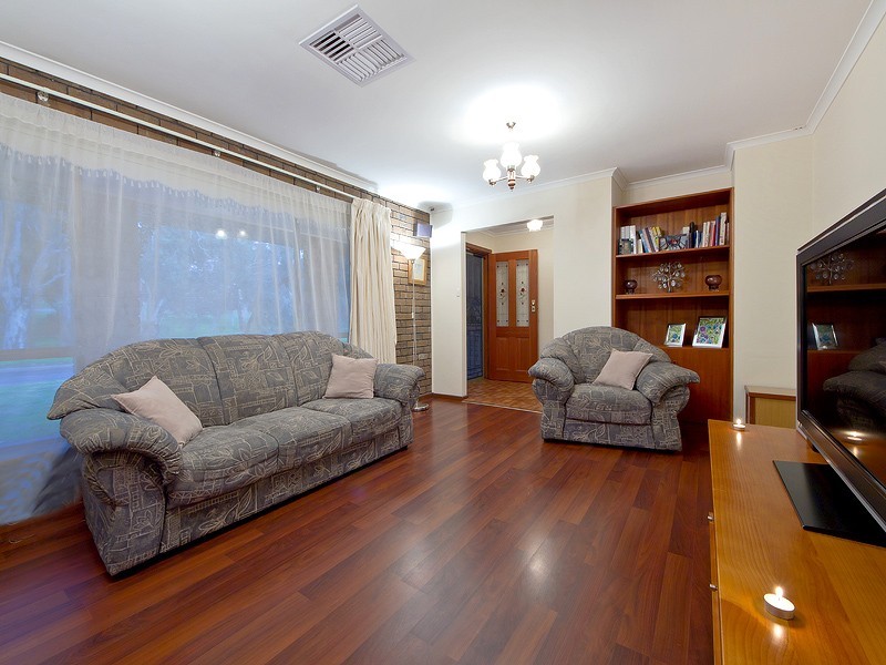 28 Kingfisher Drive, Modbury Heights SA 5092