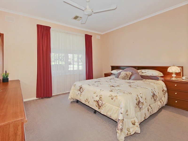 2 Pierre Road, Modbury SA 5092