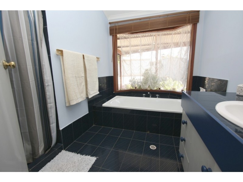 20 High Street, Willaston SA 5118