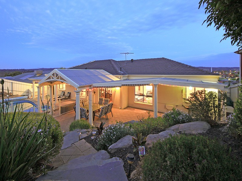 11 Chapel Hill Road, Greenwith SA 5125