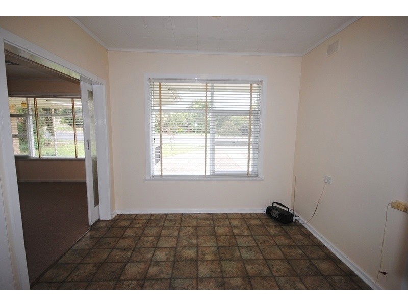 30 Kelly Road, Valley View SA 5093