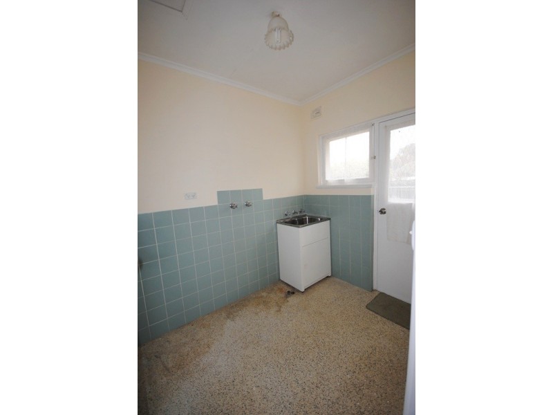 30 Kelly Road, Valley View SA 5093