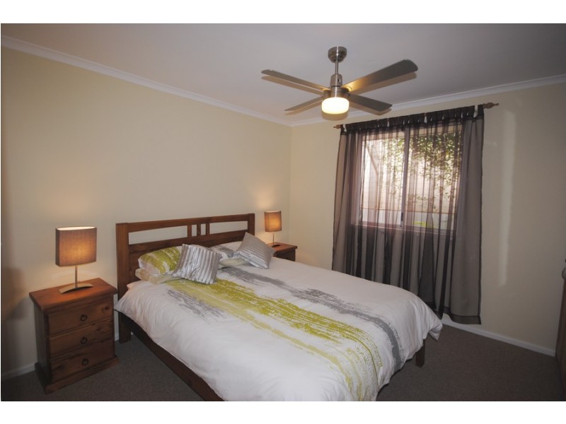 10 Johneff Court, St Agnes SA 5097