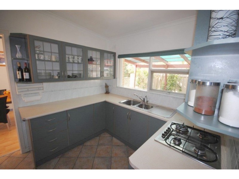 32 Greenway Drive, Surrey Downs SA 5126
