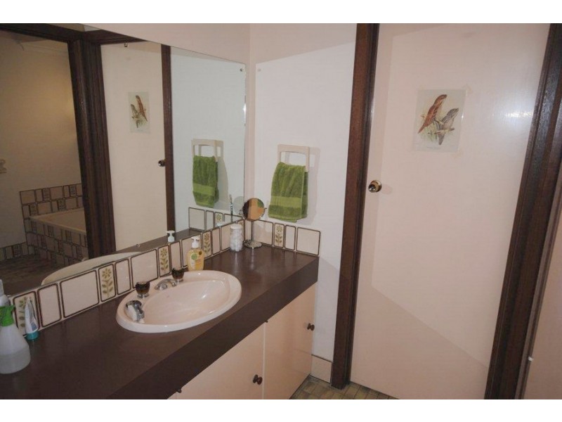 16 Uthwatt Court, St Agnes SA 5097