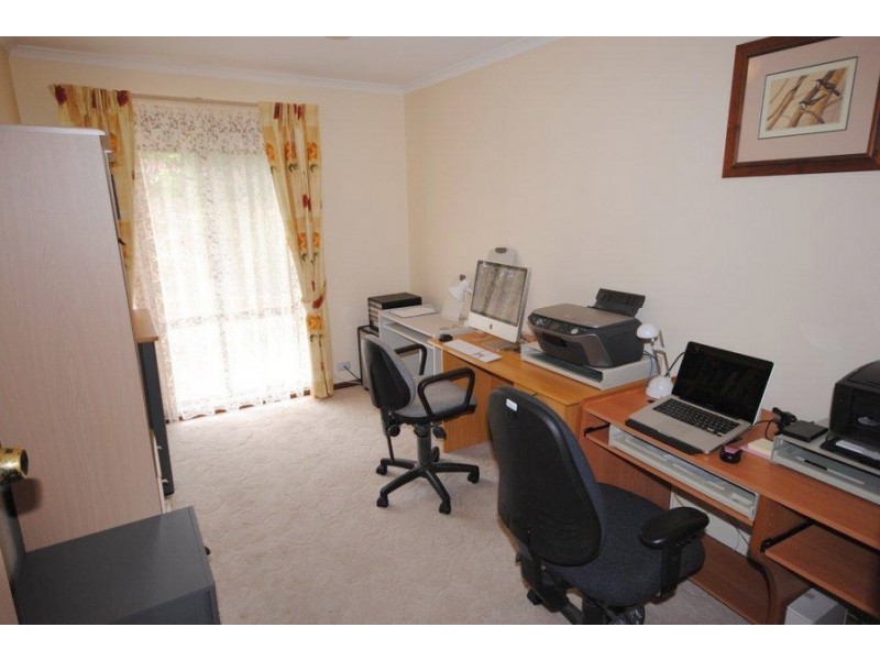 16 Uthwatt Court, St Agnes SA 5097