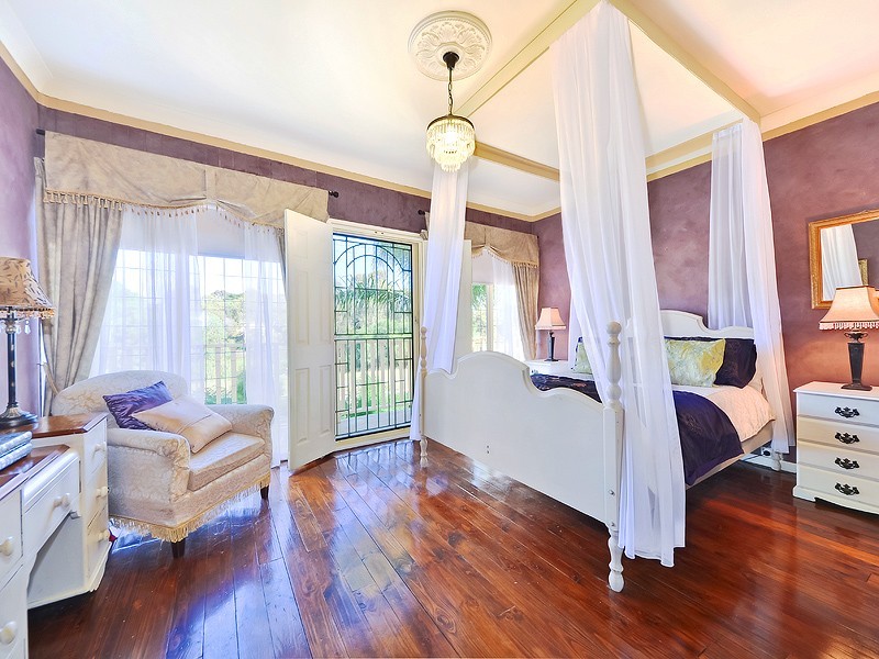 18 Edinburgh Road, Modbury SA 5092