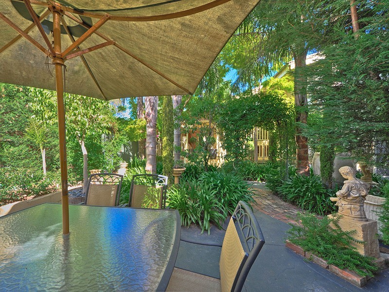 18 Edinburgh Road, Modbury SA 5092