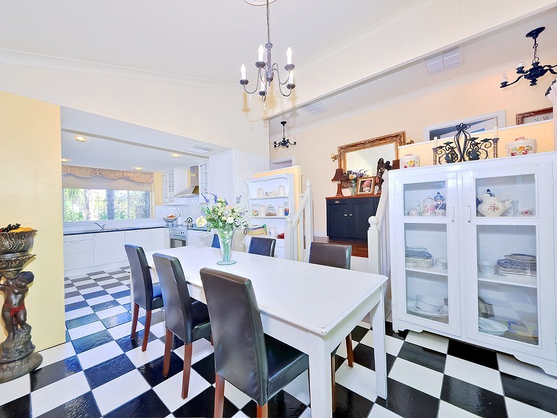 18 Edinburgh Road, Modbury SA 5092