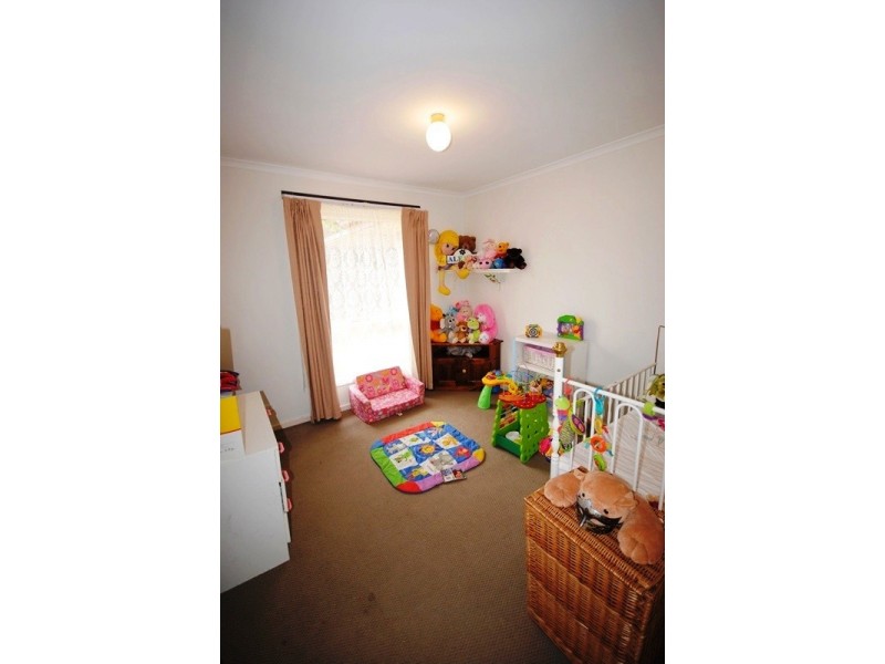 1 Kurrajong Street, Surrey Downs SA 5126