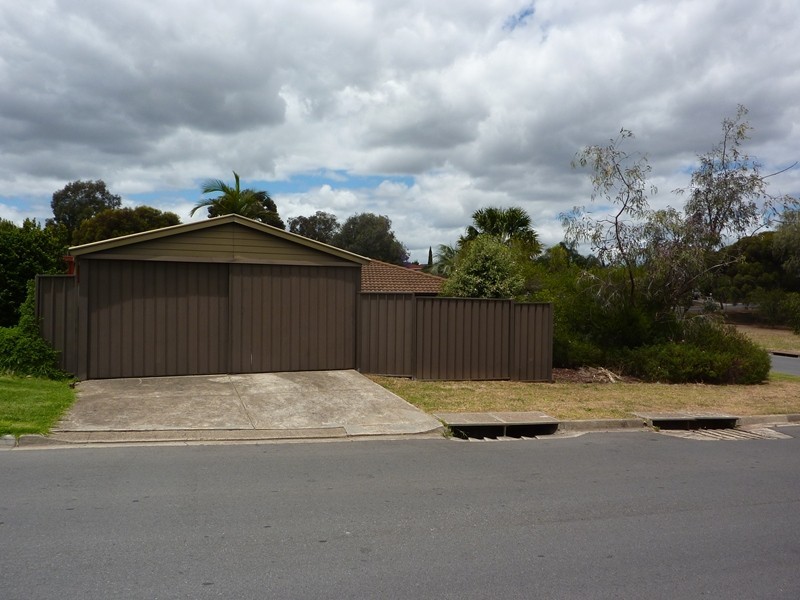 1 Kurrajong Street, Surrey Downs SA 5126