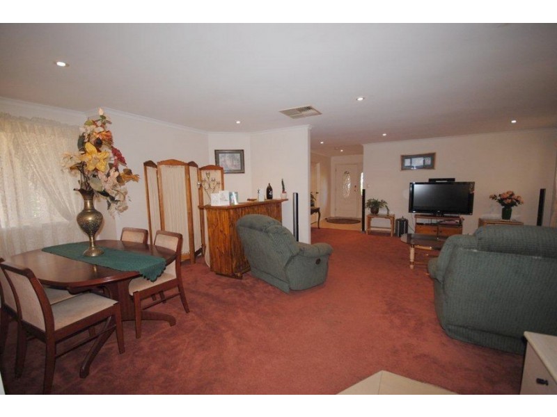 7 Littler Drive, Fairview Park SA 5126