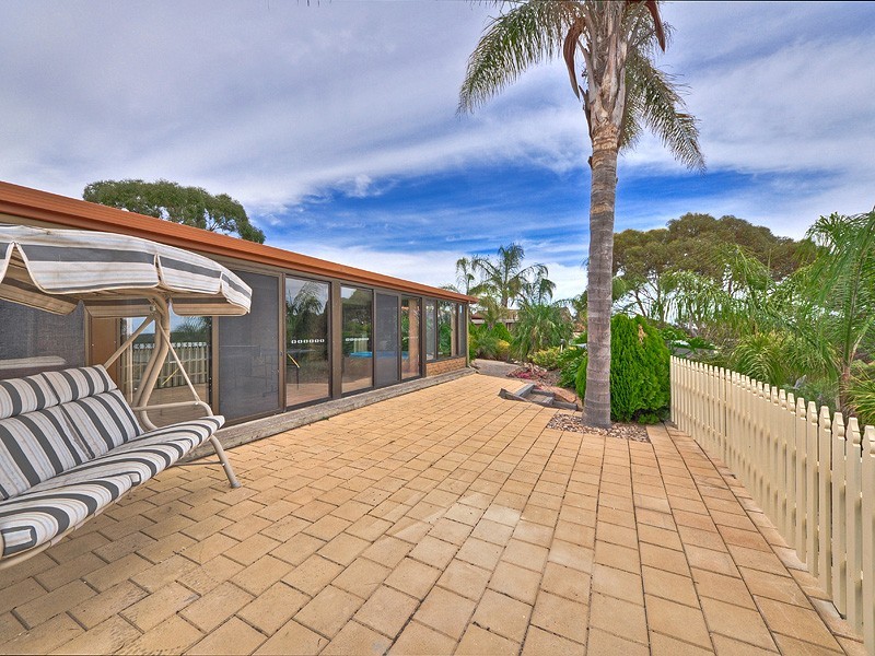 65 Coomurra Drive, Salisbury Heights SA 5109