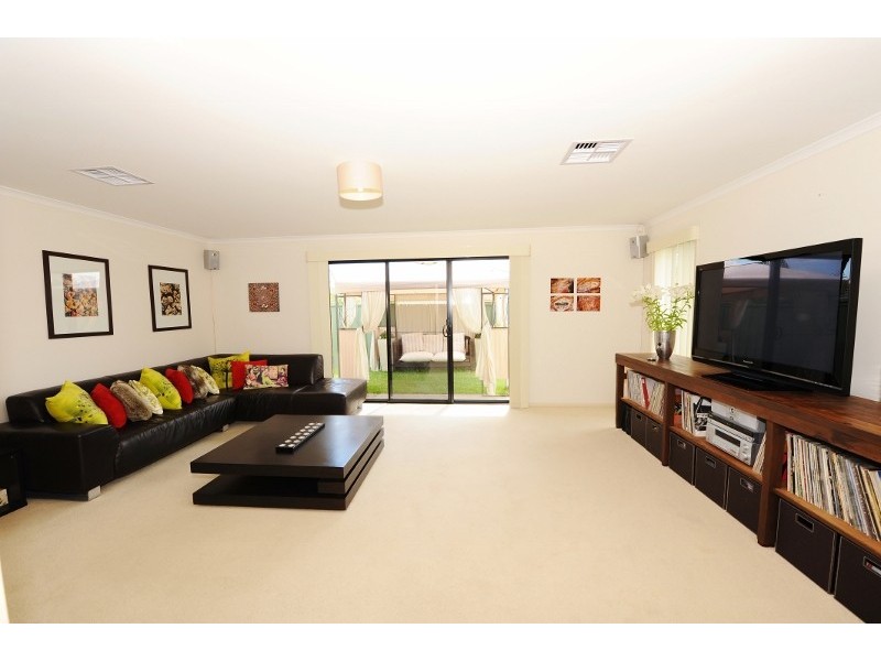 9 The Circuit, Walkley Heights SA 5098