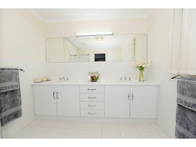 9 The Circuit, Walkley Heights SA 5098