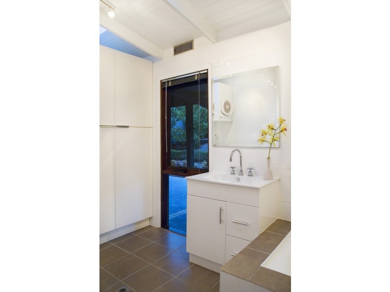 7 Heather Road, Aldgate SA 5154