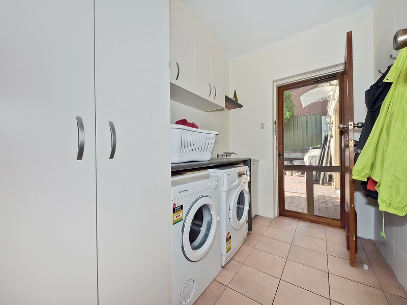 28 Littler Drive, Fairview Park SA 5126