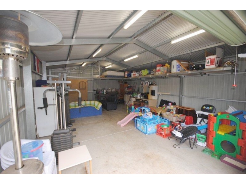 24 Gordon Avenue, St Agnes SA 5097