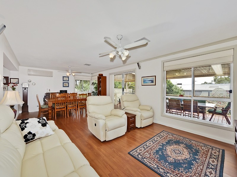 7 Roberts Crescent, Hope Valley SA 5090