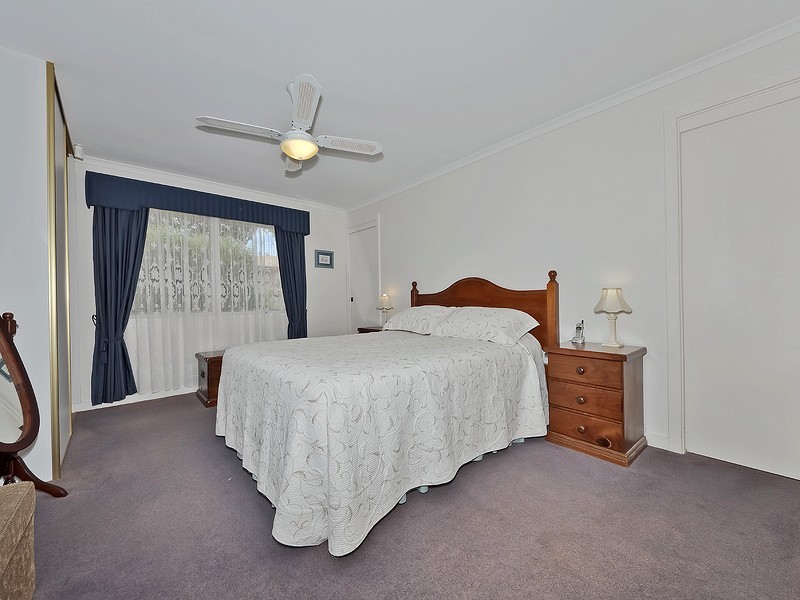 7 Roberts Crescent, Hope Valley SA 5090