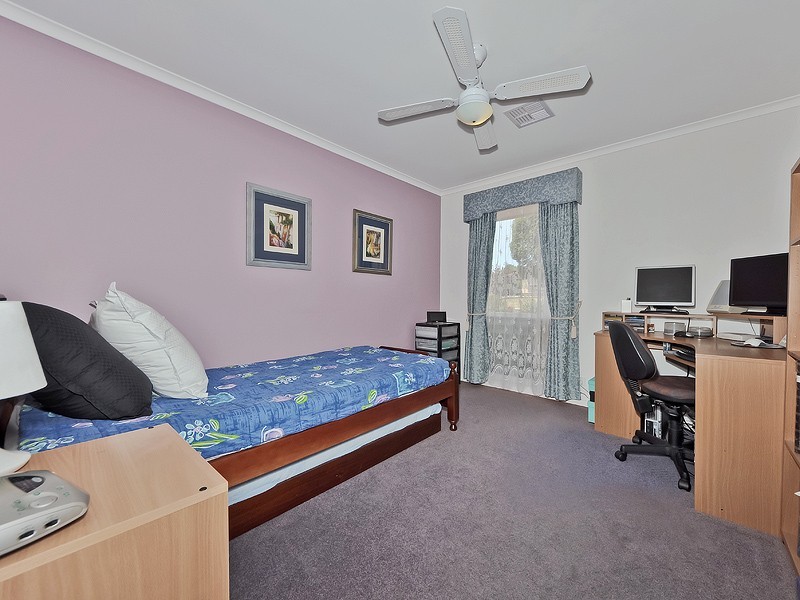 7 Roberts Crescent, Hope Valley SA 5090