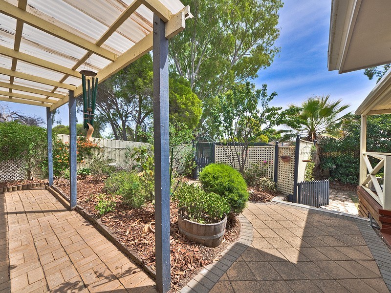 7 Roberts Crescent, Hope Valley SA 5090