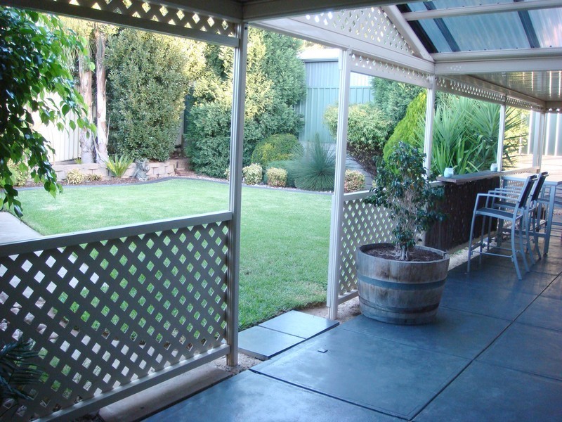 77 Casuarina Avenue, Surrey Downs SA 5126