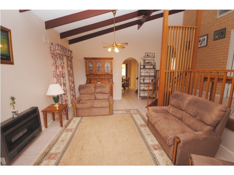 12 Springwood Avenue, Redwood Park SA 5097