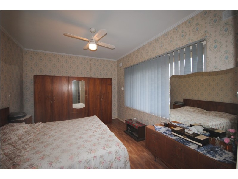 15 Leane Avenue, Ridgehaven SA 5097