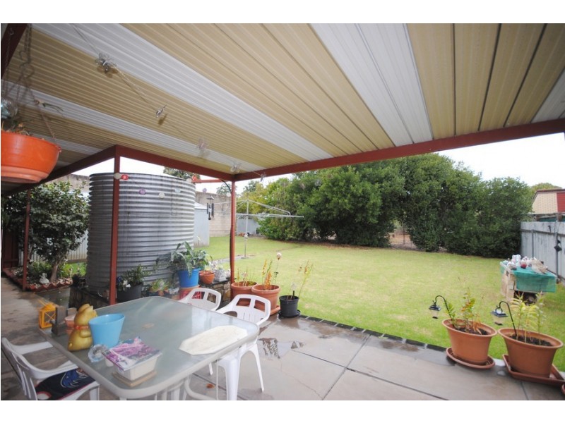 15 Leane Avenue, Ridgehaven SA 5097