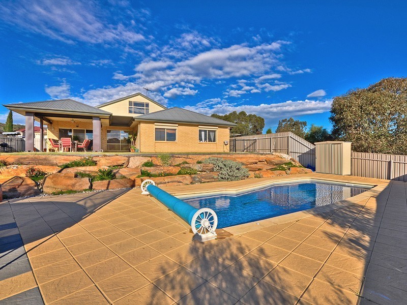 5 The Outlook, Salisbury Heights SA 5109