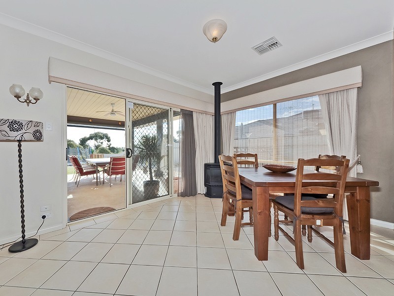 5 The Outlook, Salisbury Heights SA 5109