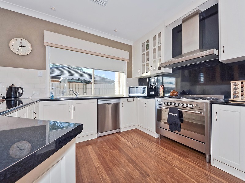 5 The Outlook, Salisbury Heights SA 5109