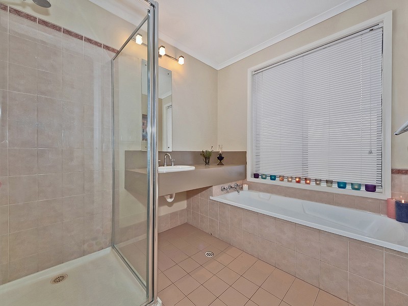 16 Donovan Street, Greenwith SA 5125