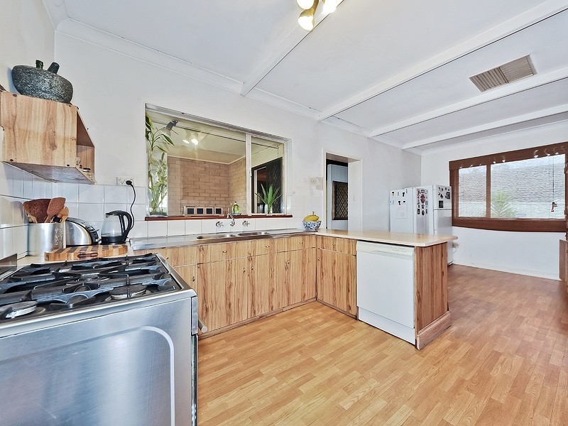 100 Haines Road, Banksia Park SA 5091