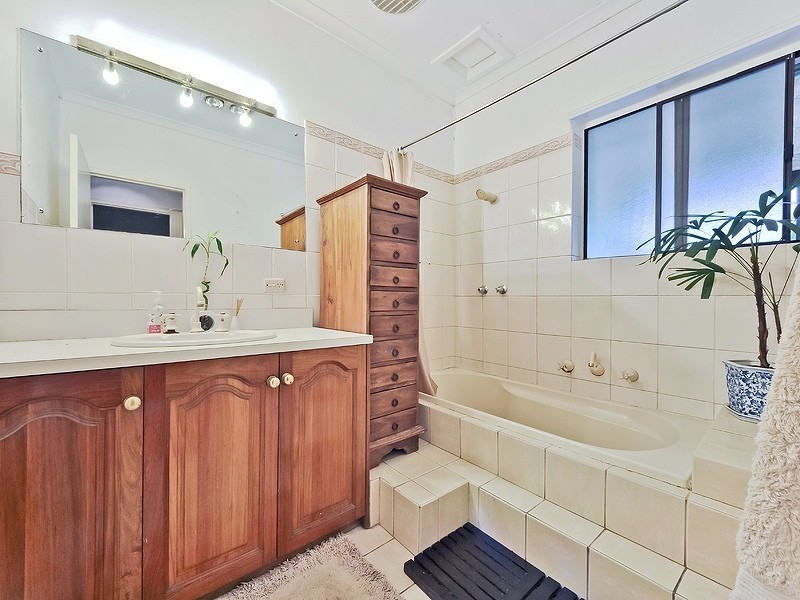 100 Haines Road, Banksia Park SA 5091