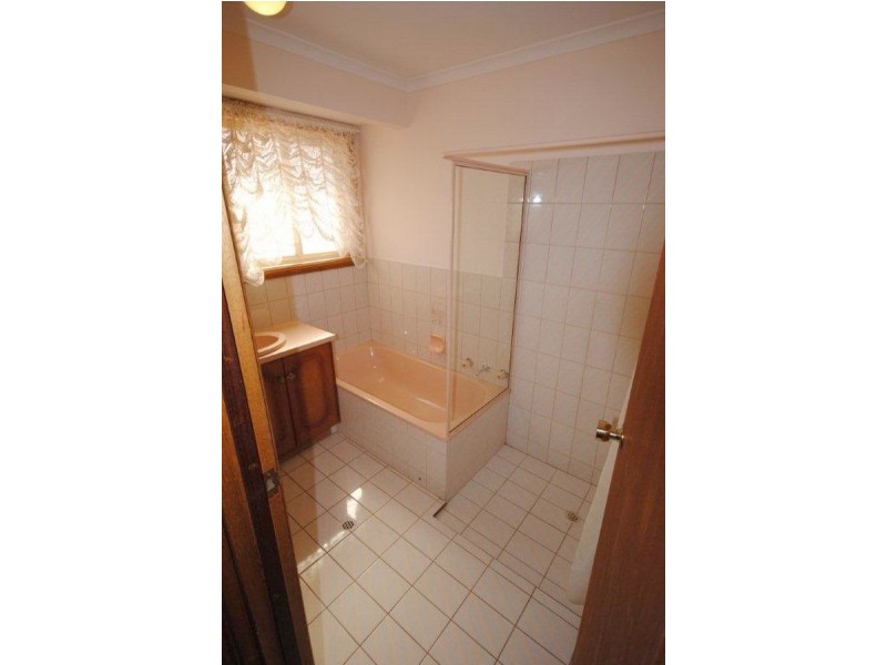 18 Clover Court, Wynn Vale SA 5127