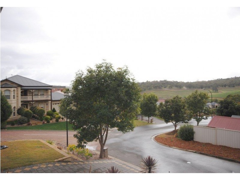 13 Hillstowe Court, Greenwith SA 5125