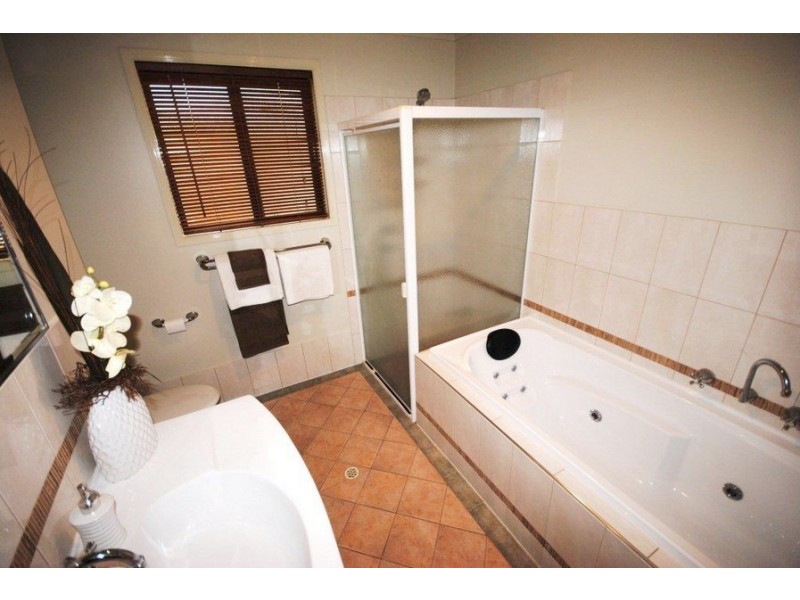 39 Chapel Hill Road, Greenwith SA 5125