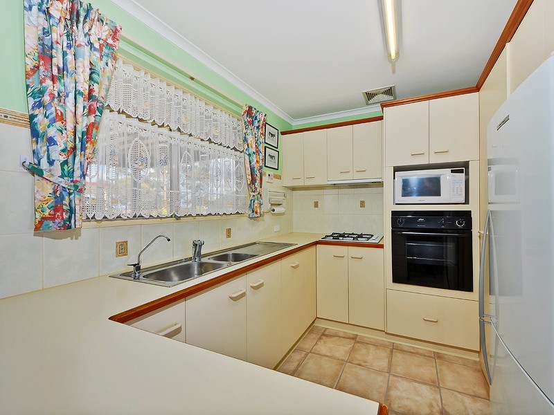 21 Dundee Road, Modbury SA 5092