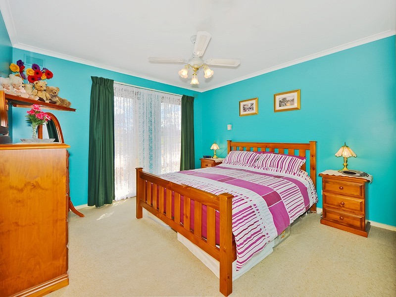 21 Dundee Road, Modbury SA 5092