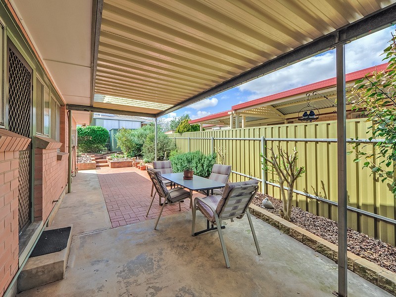 21 Dundee Road, Modbury SA 5092