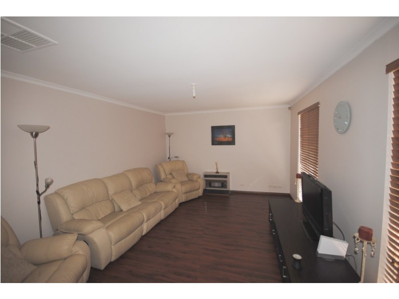 12 Lennox Drive, Paralowie SA 5108